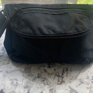 Lululemon All Night Festival Bag